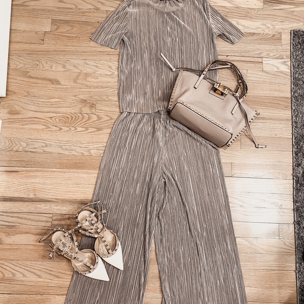 Zara set for women
